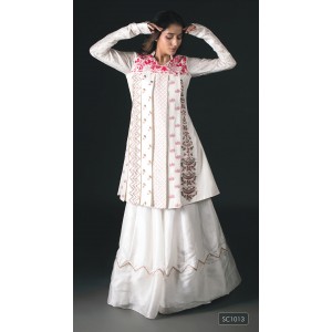 Off-White Panelled A-line Kurta with Palazzo. (SC1013)