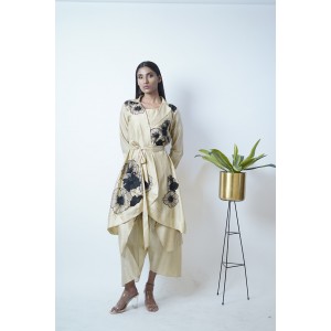 Beige Low crotch pants with crop top and a jacket (SDH1011)