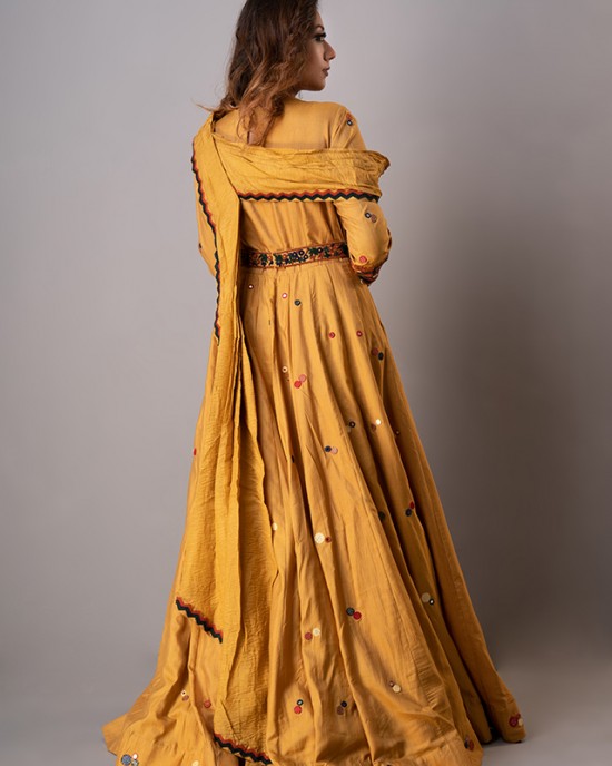 Mustard Gown paired with the Belt(REM1012)