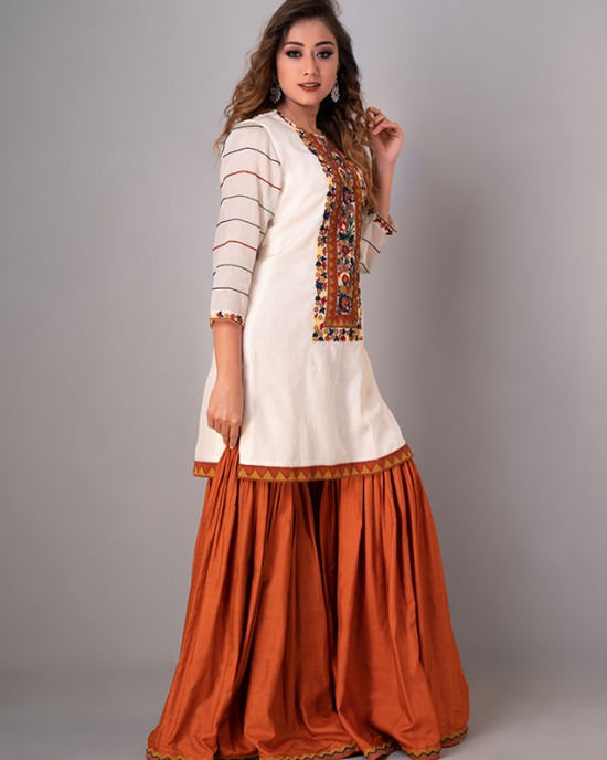 Staright Kurta paired with Garara set (REM1014)